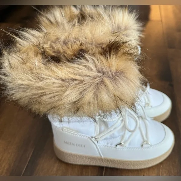 Moon Boots LTrack Monaco Water Resistant NWOT